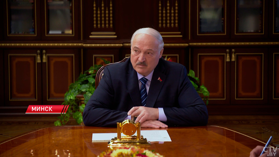 Лукашенко провел встречу с губернатором Свердловской области России – о чем договорились?-14