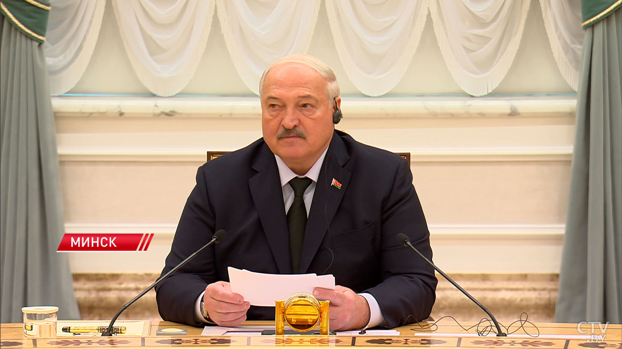 Лукашенко о сотрудничестве с Вьетнамом: главная задача – активизироваться в экономике-4 Лукашенко о сотрудничестве с Вьетнамом: главная задача – активизироваться в экономике-4