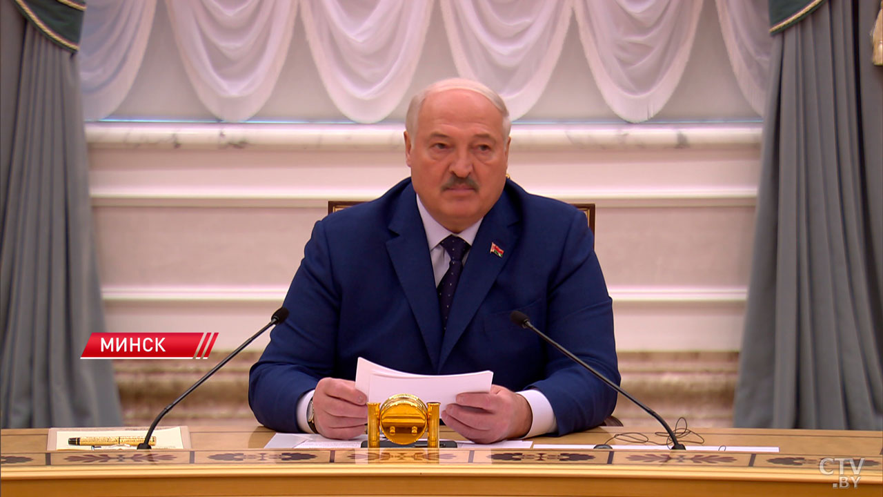 Лукашенко: на примере сотрудничества Беларуси и Зимбабве в Африке видят альтернативу диктату Запада-4