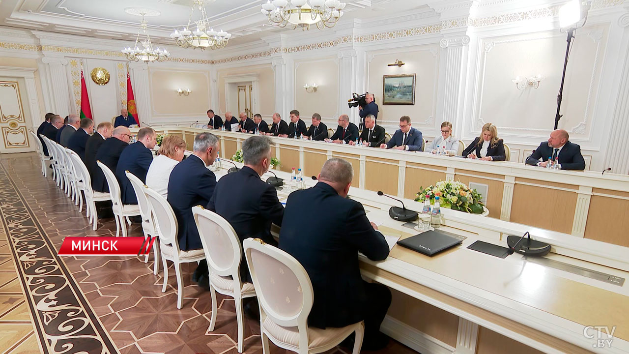 Лукашенко об экологических нормах и требованиях: иногда они нелогичные и излишне жёсткие-4