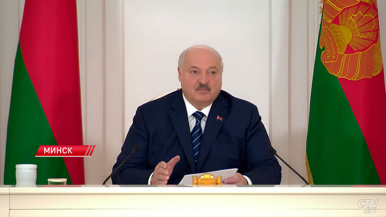 Лукашенко об арендном жилье: «Сегодня у таких домов фактически нет хозяйской руки»-4 Лукашенко об арендном жилье: «Сегодня у таких домов фактически нет хозяйской руки»-4