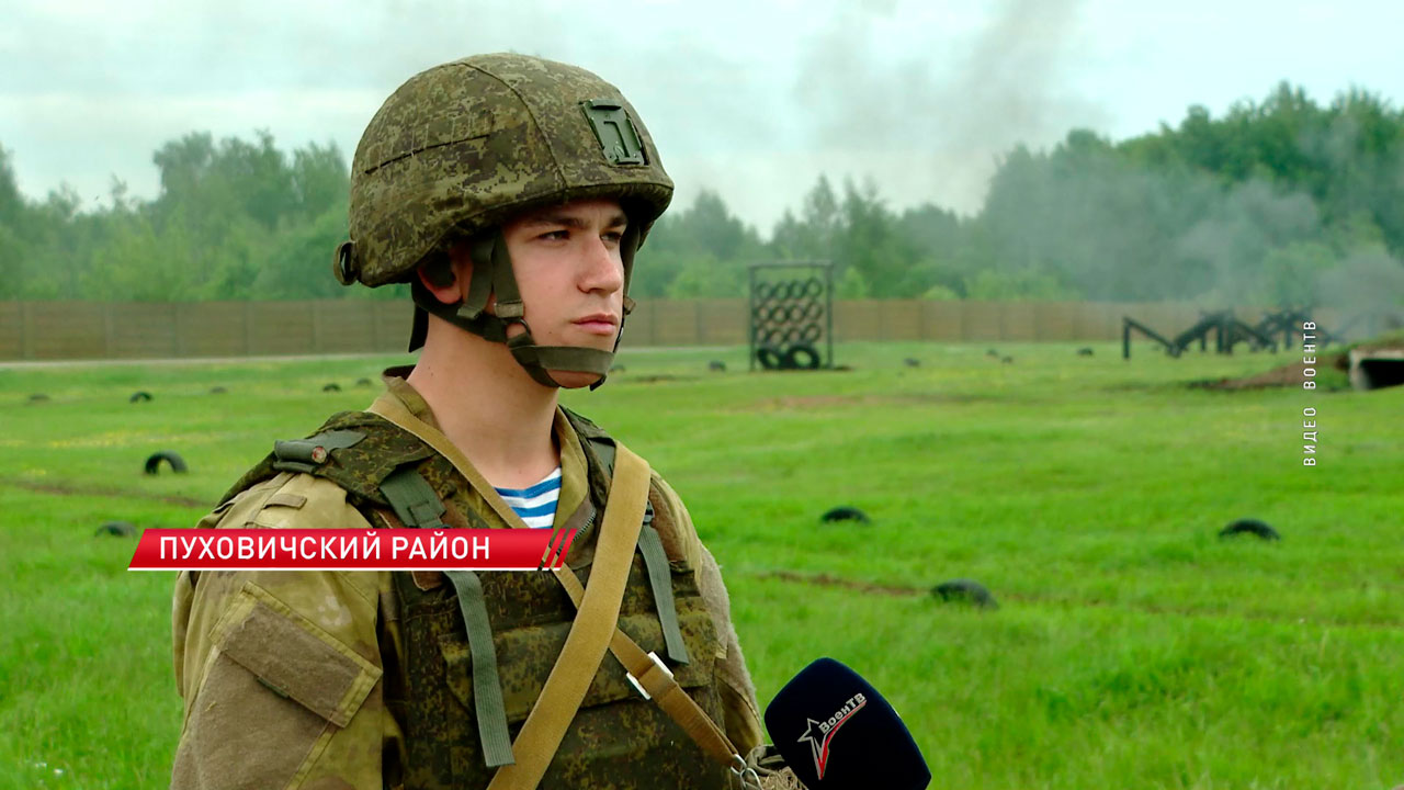 Военнослужащие бригады спецназначения в Марьиной Горке проходят психологическую полосу препятствий-4