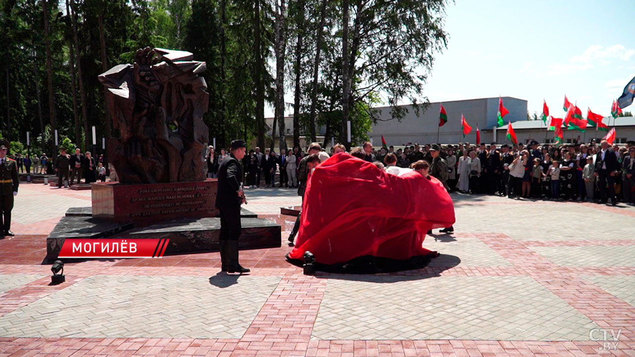 В Казимировском лесу Могилёва установили памятный знак жертвам геноцида-2