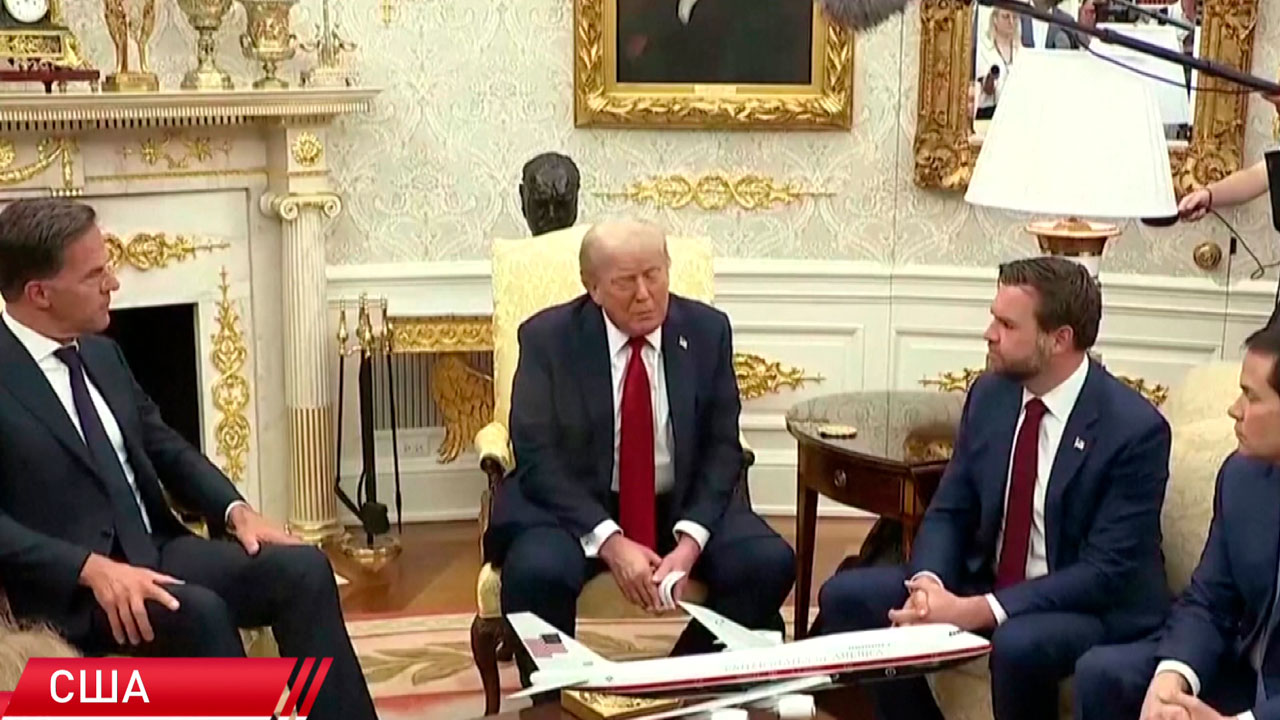 Лавров: Трамп находится под колоссальным давлением со стороны ЕС и руководства НАТО-5 Лавров: Трамп находится под колоссальным давлением со стороны ЕС и руководства НАТО-5
