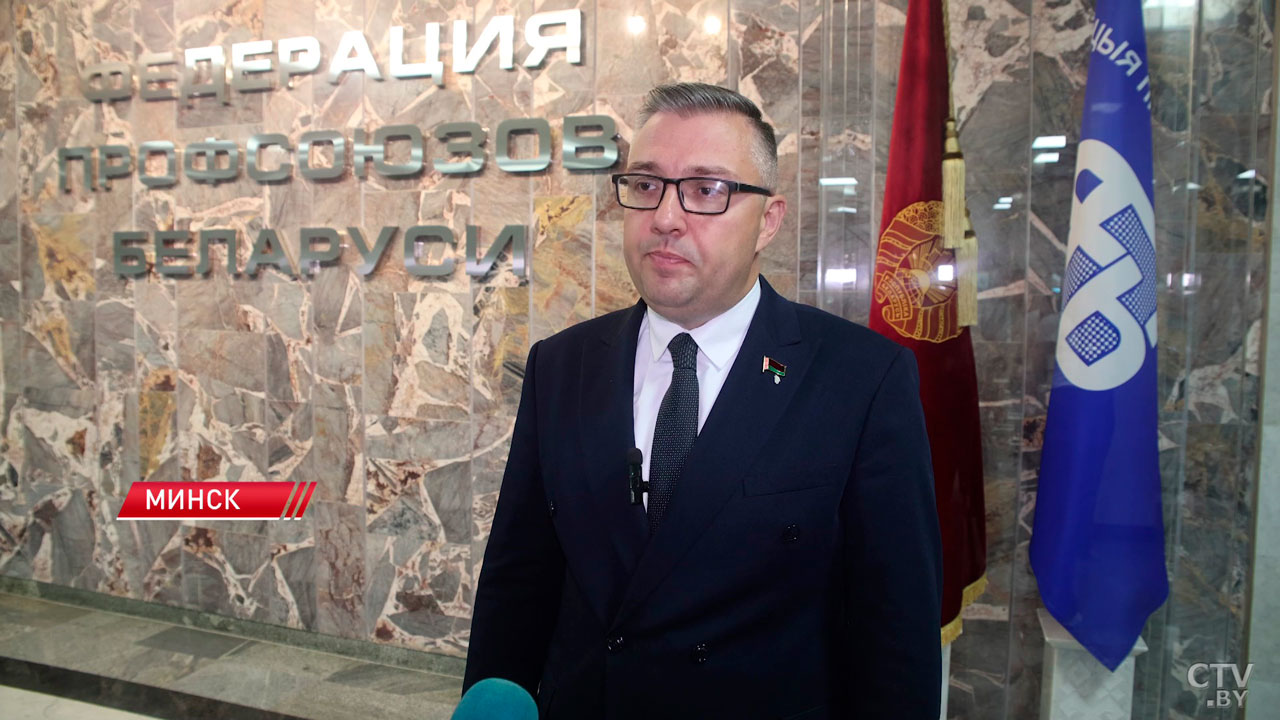 С какими вопросами участники жатвы обращаются в профсоюзы – рассказал зампред ФПБ-4
