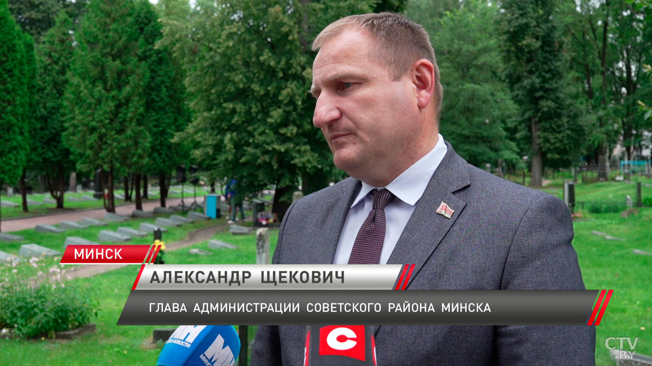 «Цифровая звезда» – на Военном кладбище в Минске установили информационную табличку с QR-кодом-8