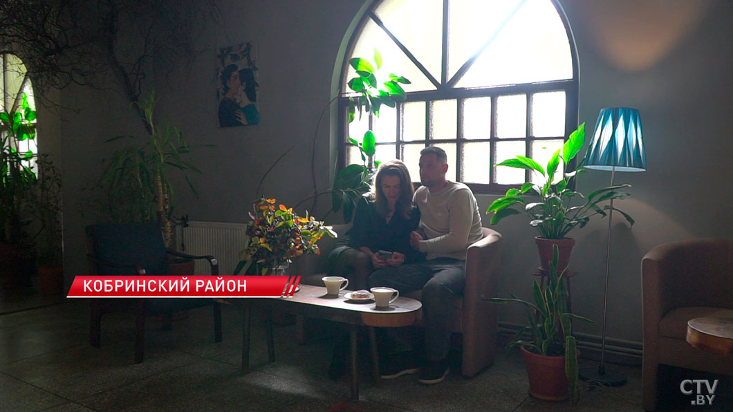 Печёт круассаны и воспитывает 3 детей! В День матери узнали, каково быть мамой в Беларуси-4