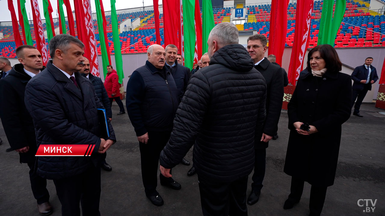 Лукашенко рассказал, почему предпочёл хоккей футболу-2 Лукашенко рассказал, почему предпочёл хоккей футболу-2