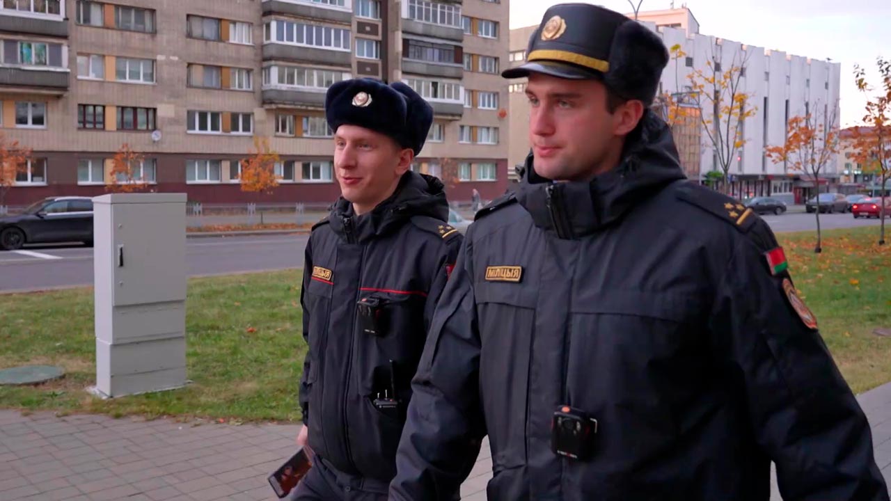 К опорному пункту прикреплены около 8 тысяч квартир – рассказываем о работе участковых инспекторов К опорному пункту прикреплены около 8 тысяч квартир – рассказываем о работе участковых инспекторов