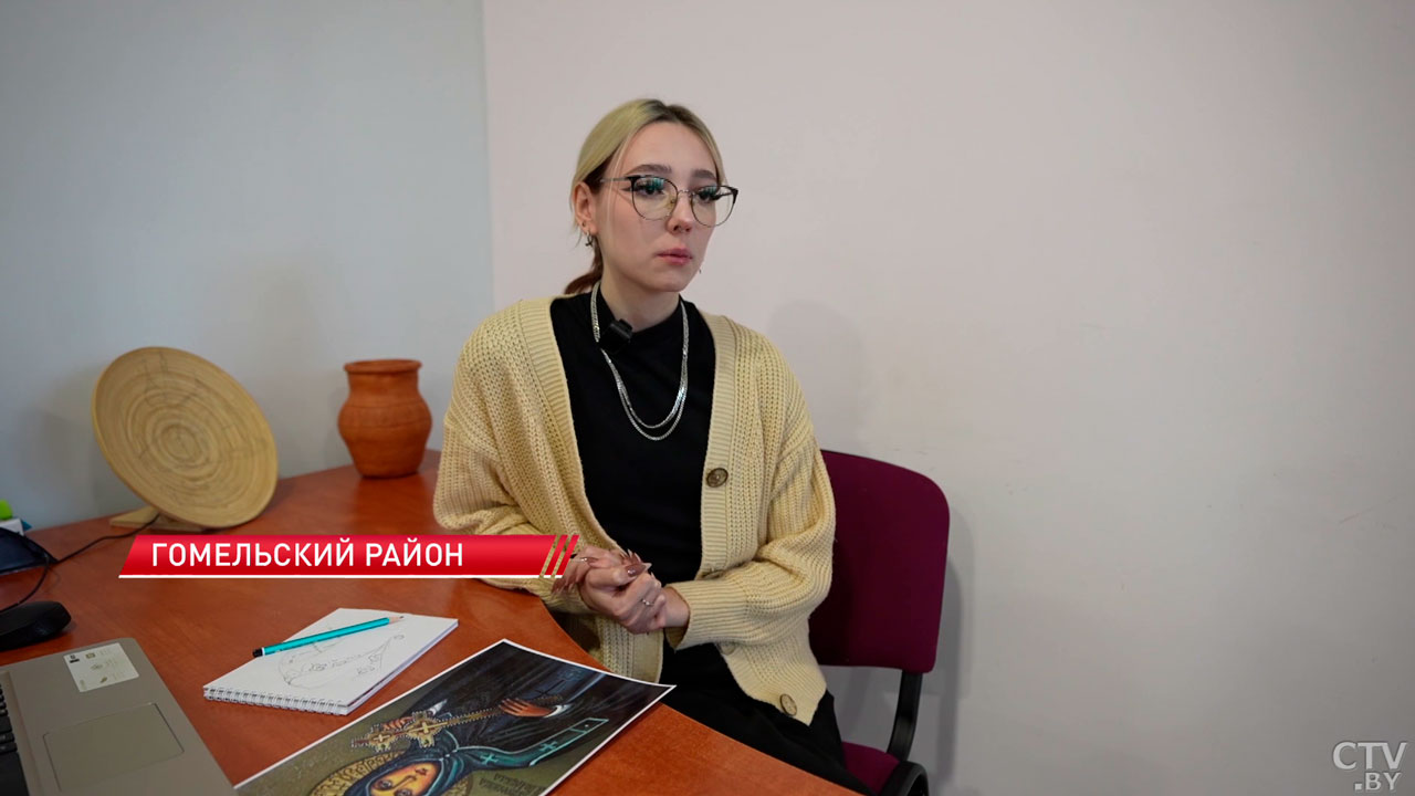 В Гомельском районе создали коллекцию жакетов с портретами известных белорусок-4