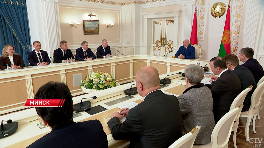 Лукашенко на заседании Президиума ВНС озвучил повестку предстоящего собрания-6