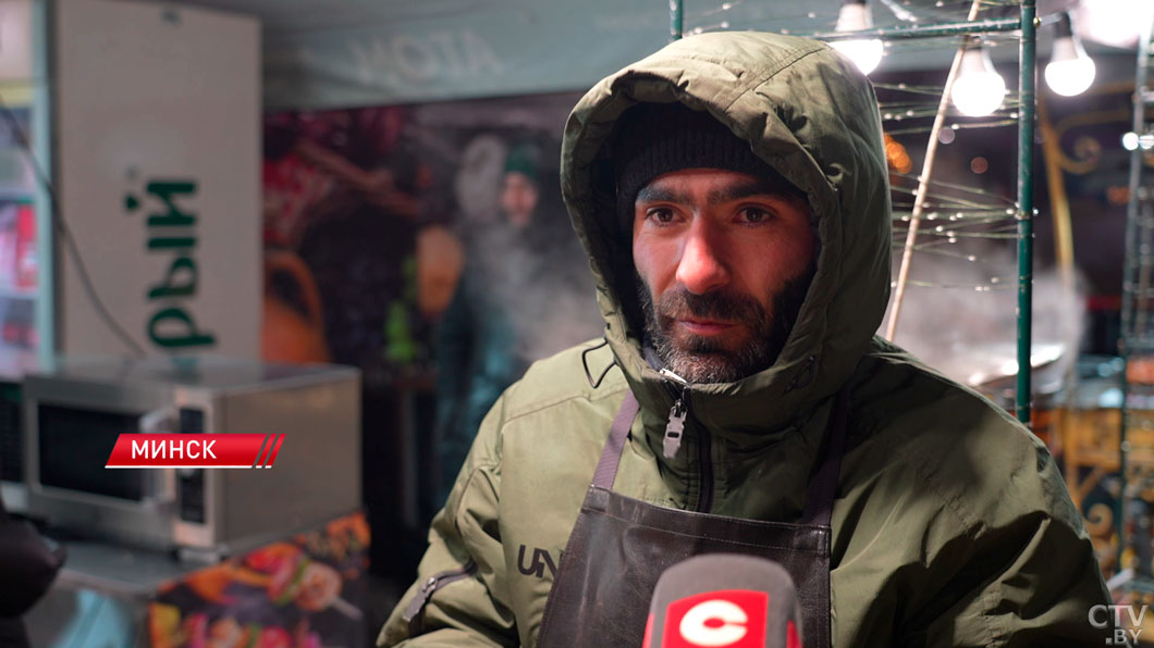 Со вкусом праздника – у столичного Дворца спорта проходит «Калядны кiрмаш»-8