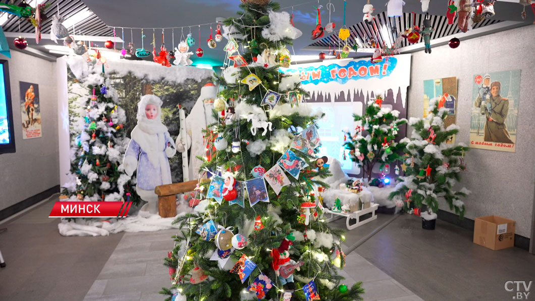В Музее истории Великой Отечественной войны работает выставка «Ёлочные воспоминания»-2 В Музее истории Великой Отечественной войны работает выставка «Ёлочные воспоминания»-2