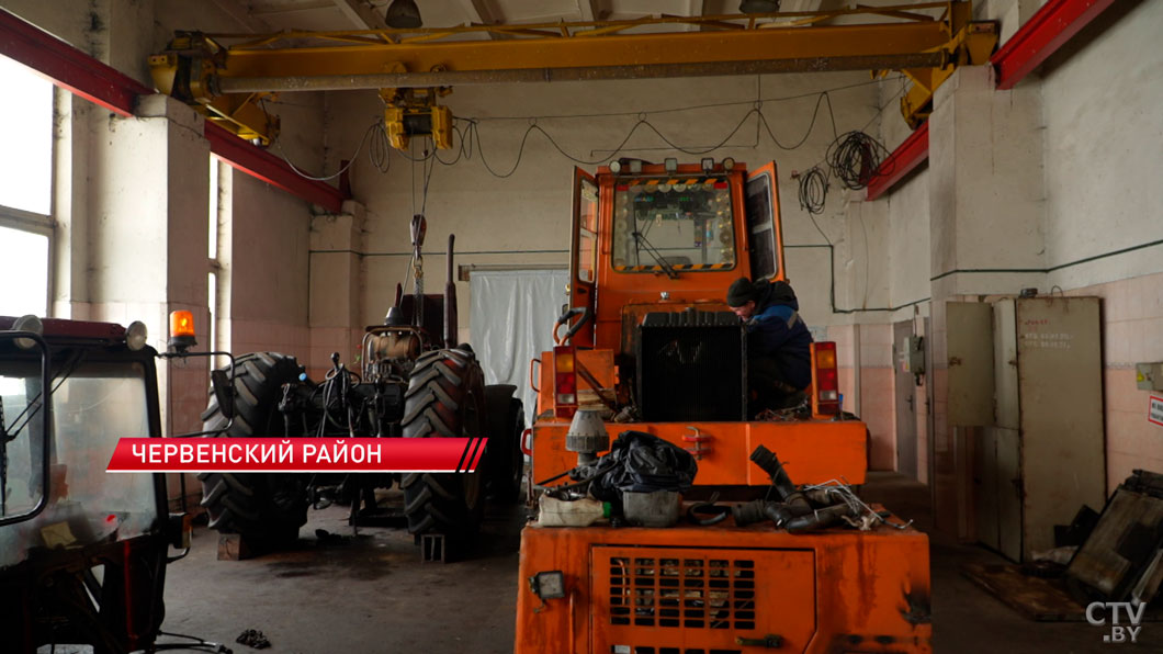 В Минской области в полевых работах задействуют почти 2 тысячи энергонасыщенных тракторов-2