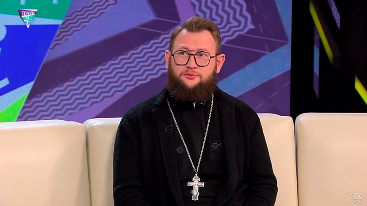 Почему церковь не приветствует гадалок и тарологов – объяснил священник-2