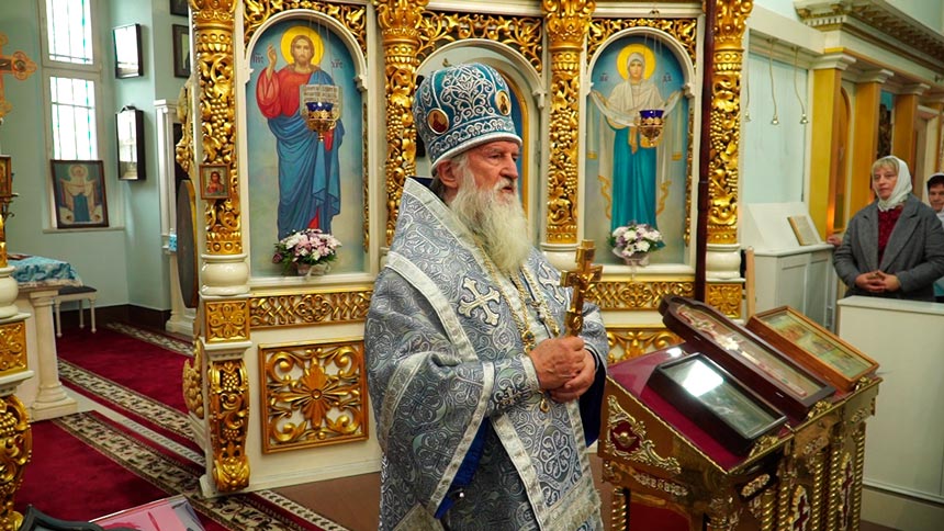 Храм Покрова Пресвятой Богородицы в Вейно празднует 215-летие