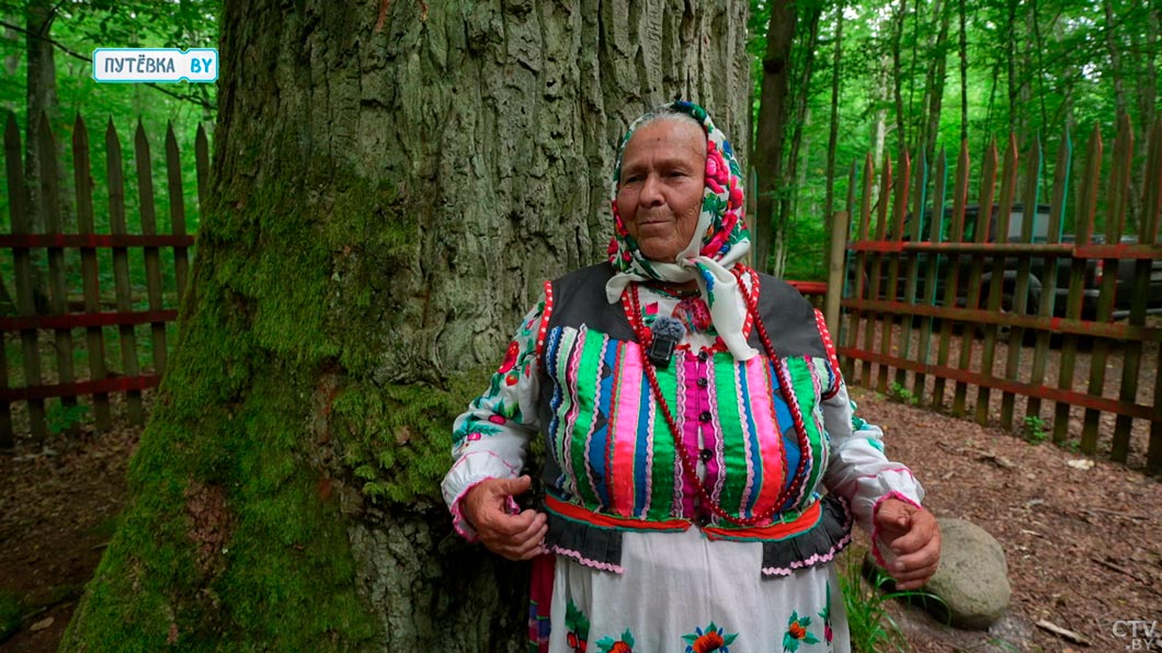 300-летний царь-дуб под Лельчицами исполняет желания! Рассказываем, куда ехать-10