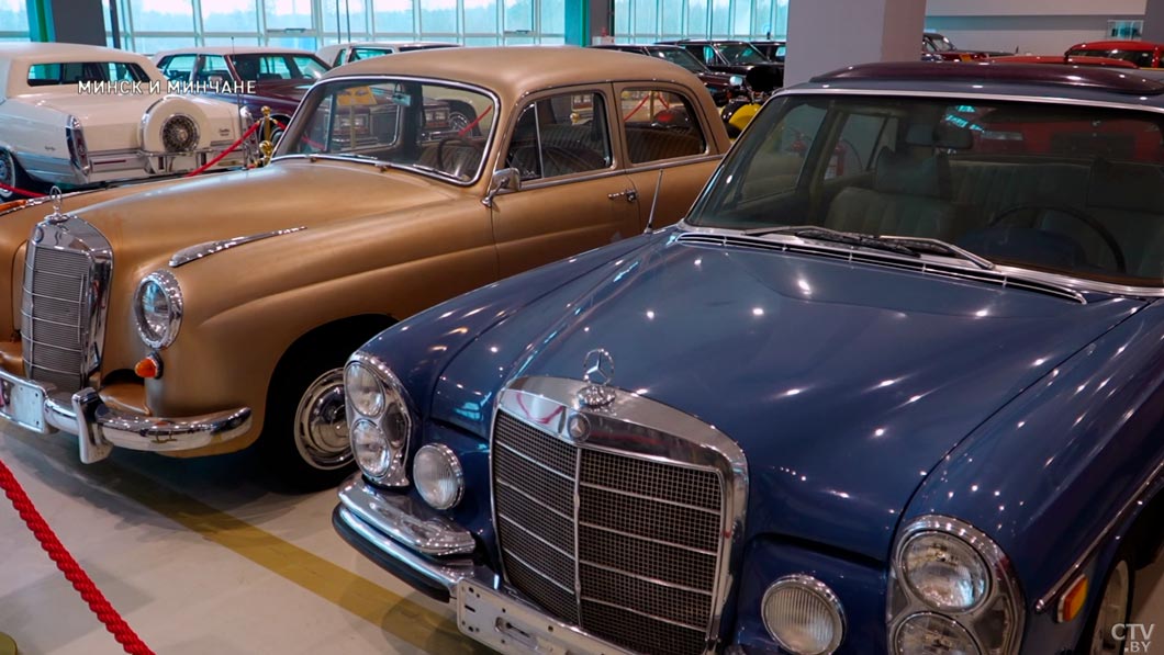 Королевский Jaguar, легендарный Packard и самая большая коллекция Mercedes! Побывали на выставке в «Великом камне»-18