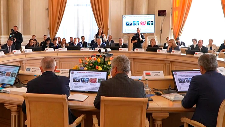 Международный электоральный форум проходит в Минске