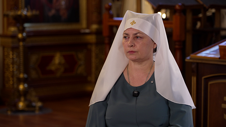 Кто может стать сестрой милосердия и куда обращаться? Рассказала преподаватель духовного училища