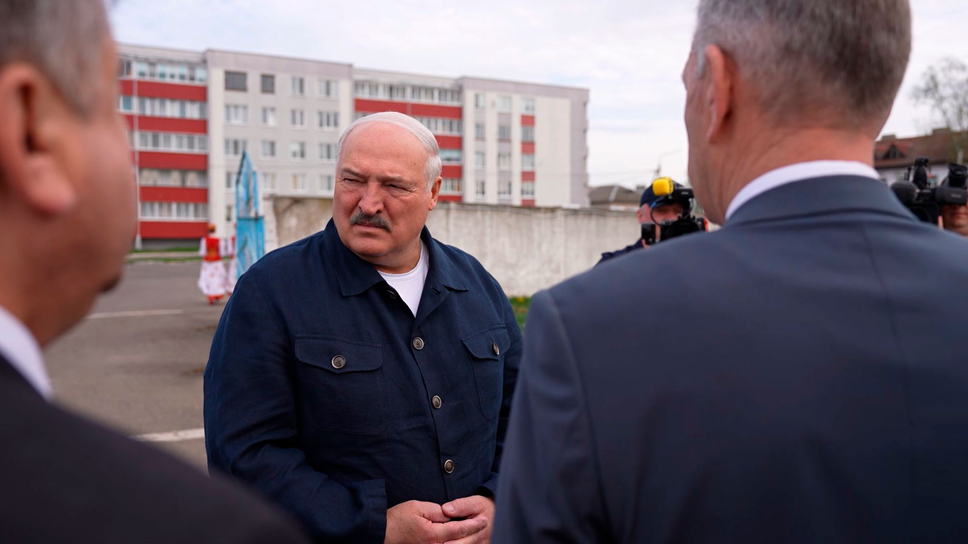 «Или сносишь, или наводишь порядок!» Лукашенко оценил площадку будущего райагросервиса в Шклове