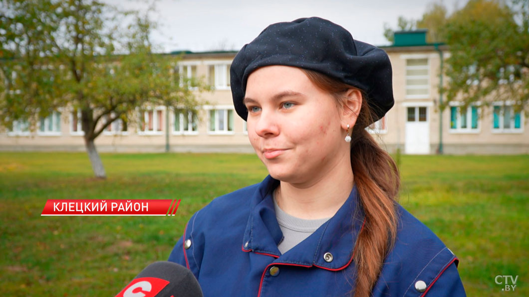 700 кг лука собрали на пришкольном участке в Клецком районе-6