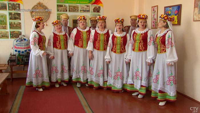 «У нас целые династии». Вот как в Слуцке собрали несколько народных ансамблей-9