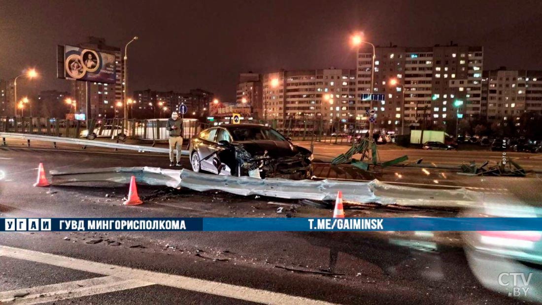 Нетрезвый водитель фуры протаранил три авто на МКАД-4