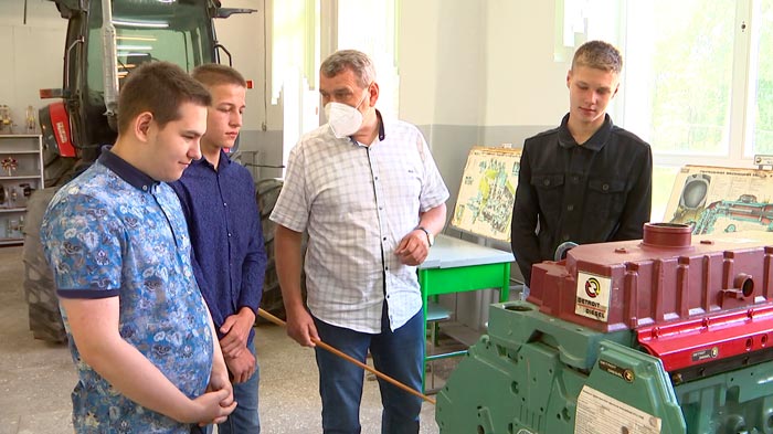 «Учиться в университете уже совершенно по-другому». Почему выпуск специалистов с высшим образованием нужно сократить?