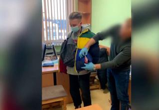 Более 4500 уголовных дел возбуждено в 2021-м за незаконный оборот наркотиков. Обвиняются также 90 несовершеннолетних