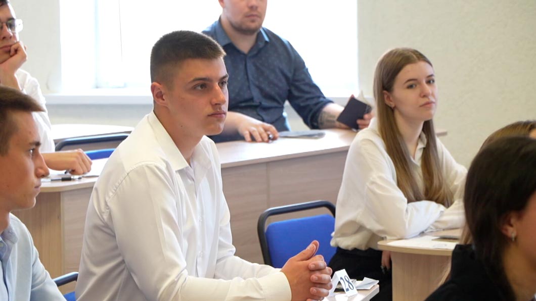 Сколько выпускников набрали 100 баллов? Итоги централизованных экзаменов известны в Беларуси
