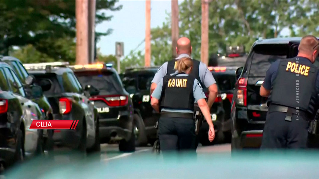 В США при стрельбе в школе погибли 2 человека, около 20 ранены-2 В США при стрельбе в школе погибли 2 человека, около 20 ранены-2