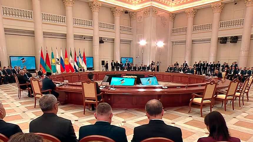 Лукашенко – об итогах белорусского председательства в ЕАЭС. Что удалось сделать и какие инициативы предложил Президент? Лукашенко – об итогах белорусского председательства в ЕАЭС. Что удалось сделать и какие инициативы предложил Президент?