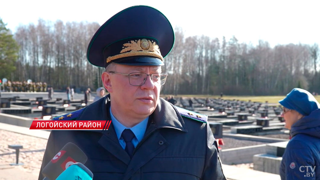 Пустовой: каждый букет цветов в Хатыни, каждая слеза – это память о 12 тысячах загубленных вёсках-4 Пустовой: каждый букет цветов в Хатыни, каждая слеза – это память о 12 тысячах загубленных вёсках-4