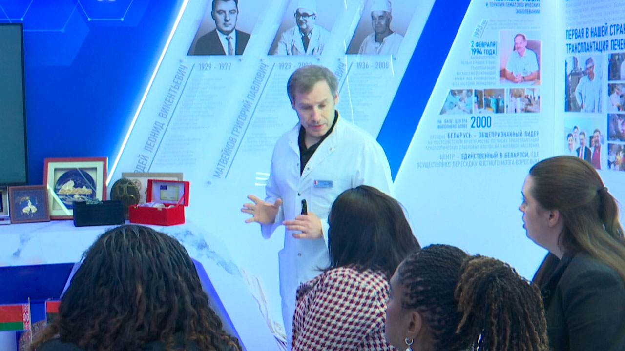 Олег Руммо удостоен звания «Учёный года НАН Беларуси – 2025» за достижения в медицине Олег Руммо удостоен звания «Учёный года НАН Беларуси – 2025» за достижения в медицине