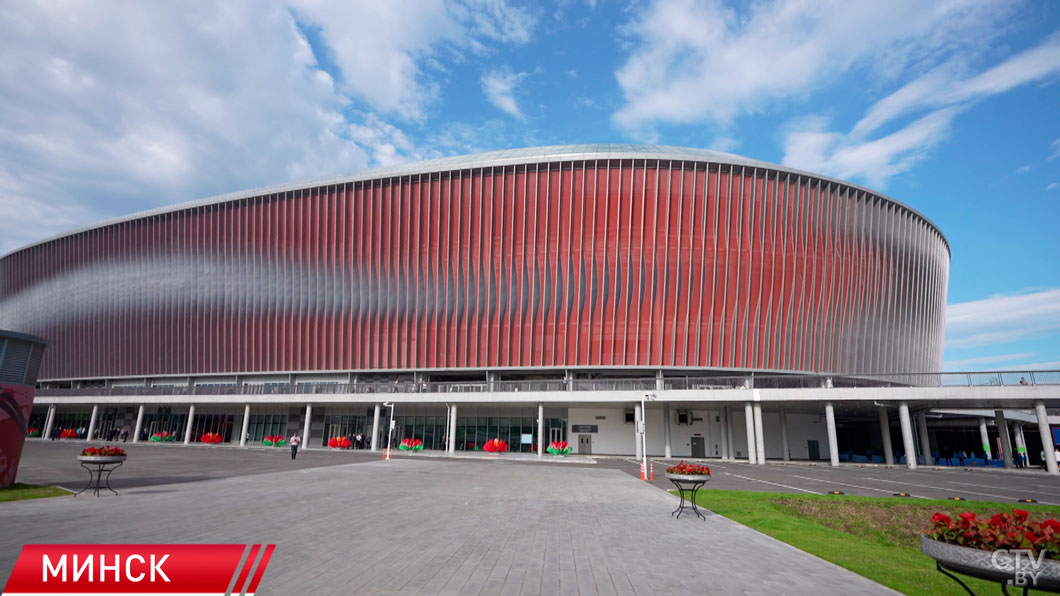 Благодарности Президента Беларуси вручены китайским компаниям за строительство в Минске стадиона и бассейна-2