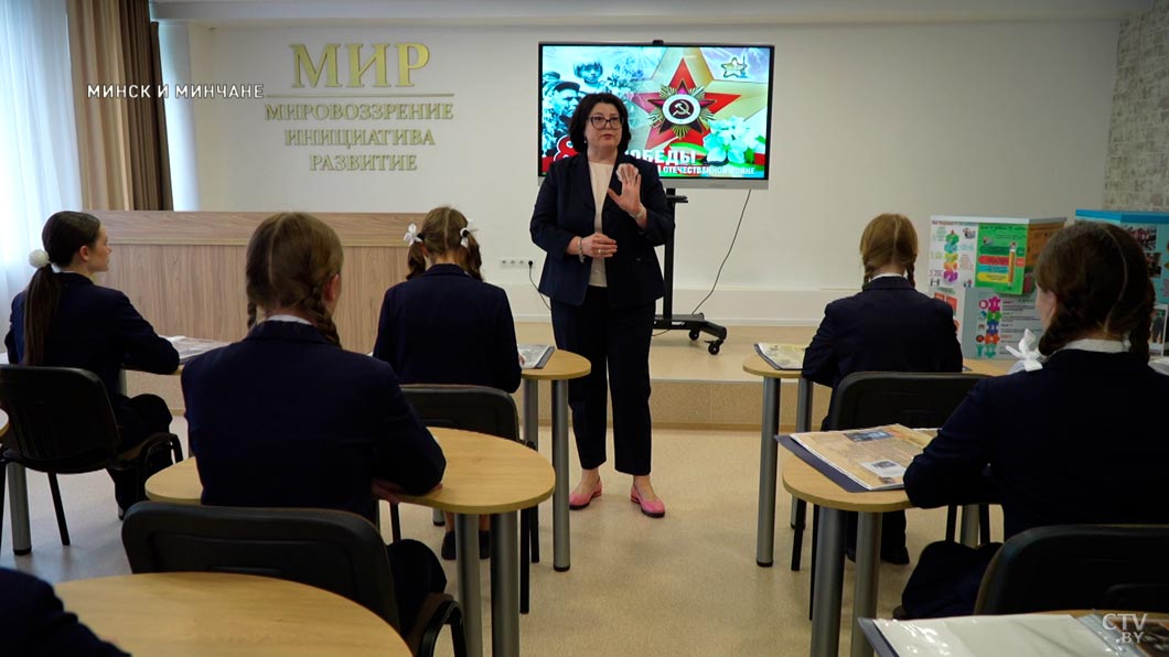 Её уроки – путешествие в мир литературы. Пообщались с учительницей, которая превратила классику в тренд -4