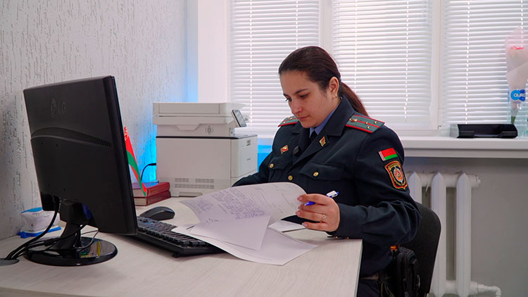 Сменила каблуки на берцы – белоруска рассказала, почему решила стать участковым инспектором