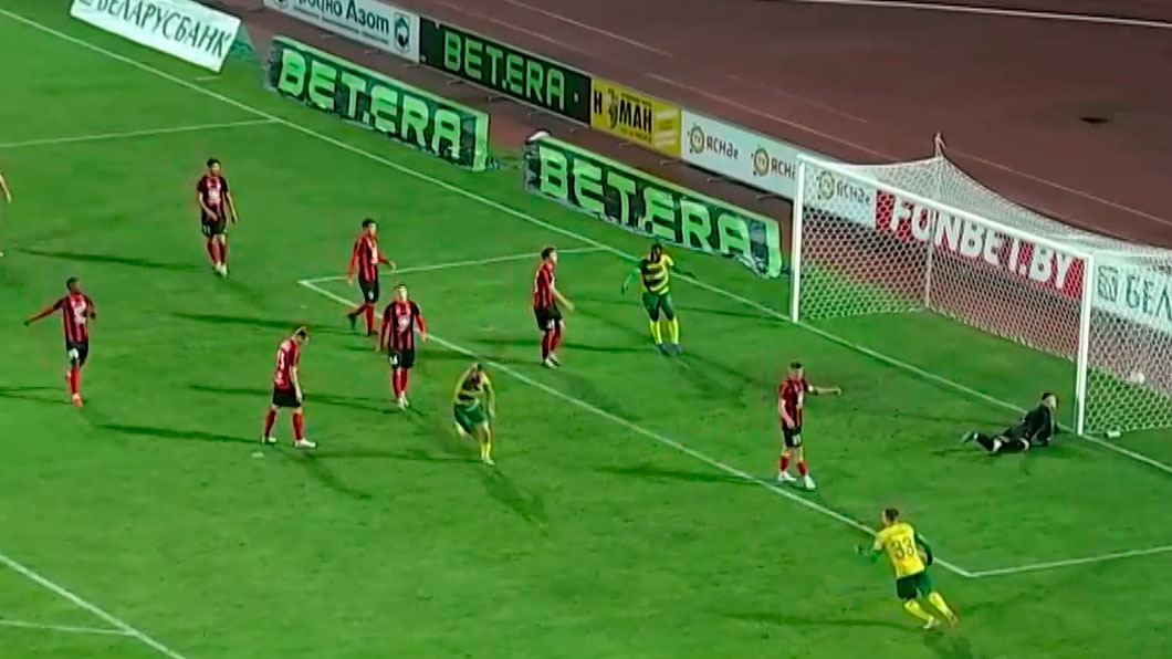 «Неман» вернулся на первое место в чемпионате Беларуси по футболу