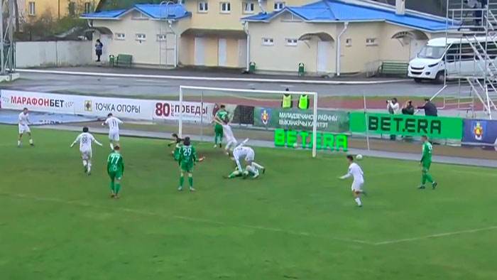 Дзержинский «Арсенал» одержал минимальную победу в ЧБ по футболу Дзержинский «Арсенал» одержал минимальную победу в ЧБ по футболу