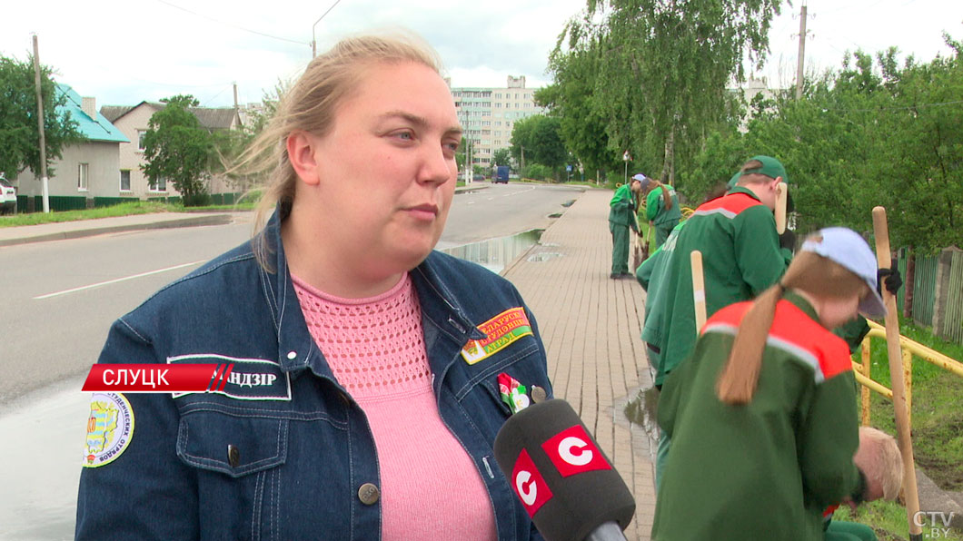 В Слуцке стартовал третий семестр студенческих отрядов – к работе приступили экологические бригады-6