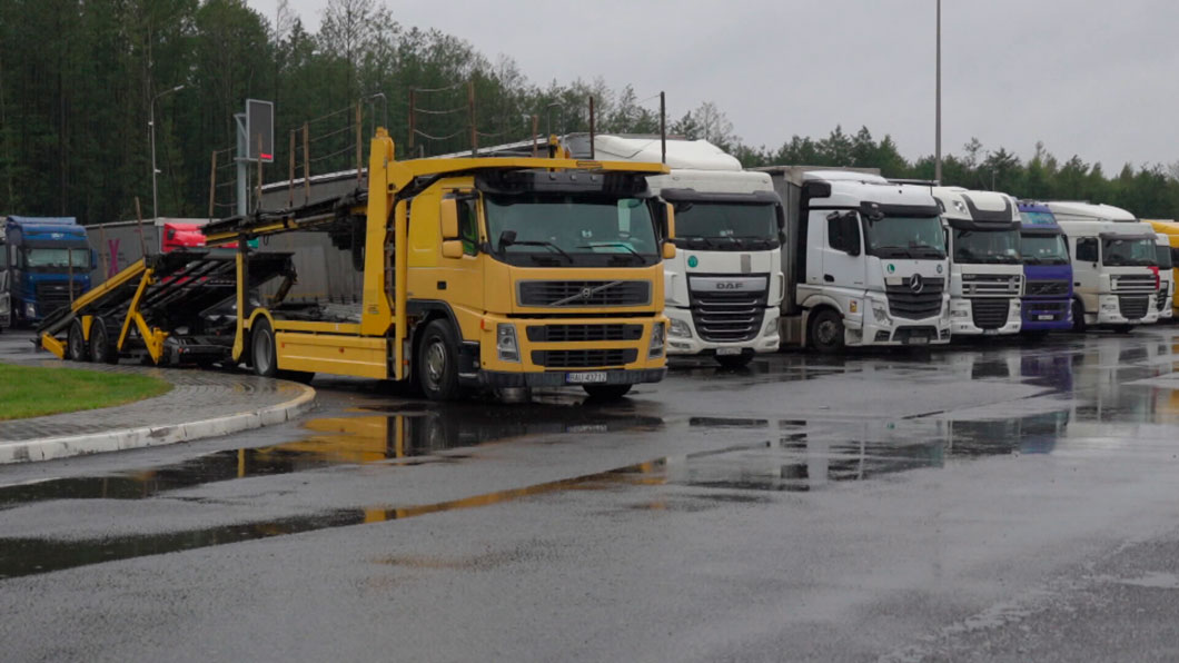 Литва ищет пути возврата застрявших в Беларуси 5 тысяч своих фур