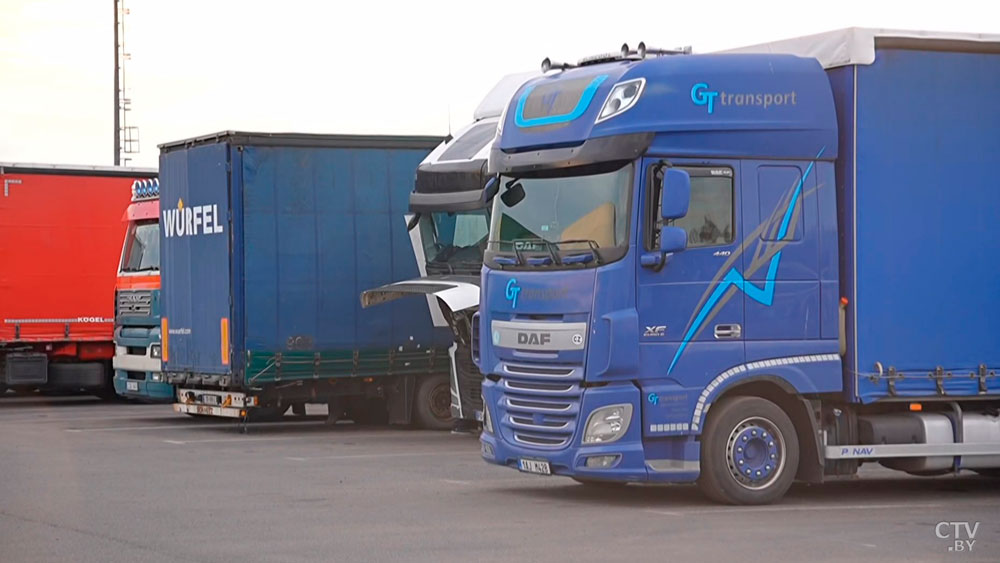 Порядка 700 литовских фур покинули Беларусь-6