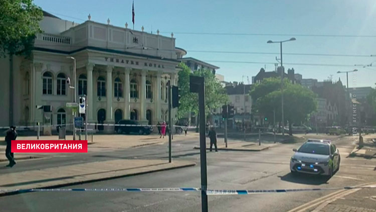 В Ноттингеме найдены убитыми 3 человека, ещё трое пострадали при наезде микроавтобуса-1