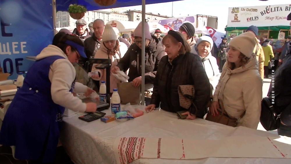 «Белорусскую продукцию я уважаю и люблю». В Новосибирске проходят дни Минска – там работает ярмарка