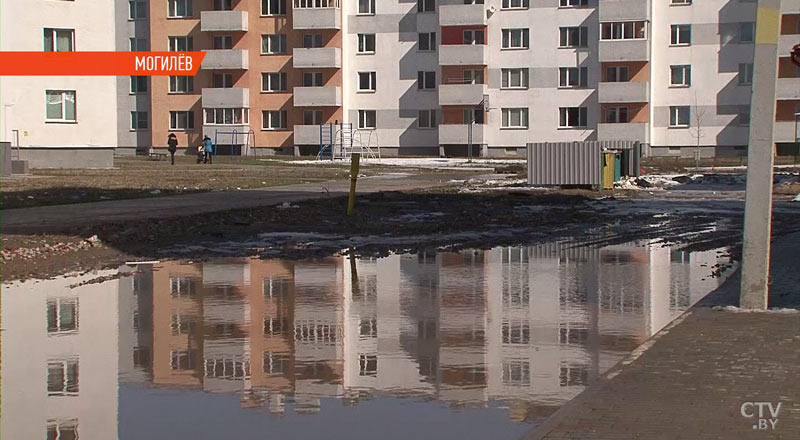 «Спокойствия людей как не было, так и не будет». В Могилёве затопило новостройки-15