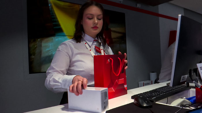 В честь юбилея А1 подарила новые смартфоны абонентам, которые 25 лет пользуются их услугами В честь юбилея А1 подарила новые смартфоны абонентам, которые 25 лет пользуются их услугами