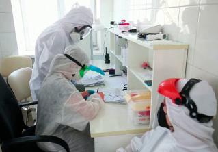 Новый подвид коронавируса ещё заразнее предыдущего. Что ещё известно о «стелс-омикроне»?
