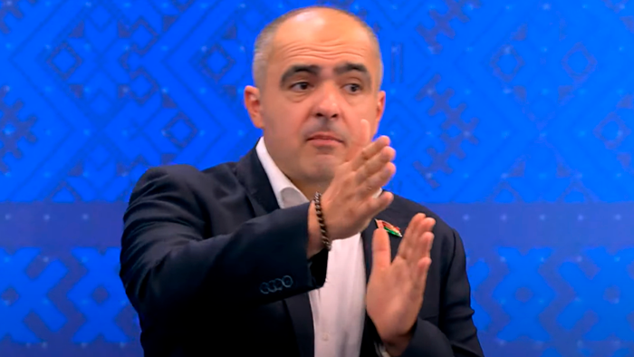 «В школу детей готовят, дача, лето». Гайдукевич рассказал, о чём сегодня думают простые белорусы
