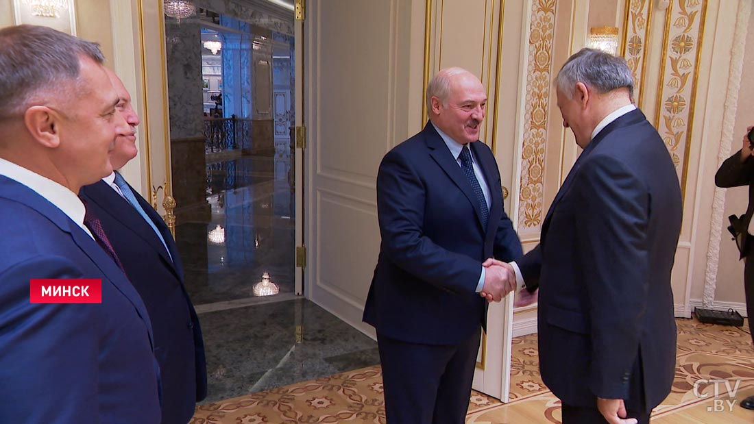 О чём говорил Александр Лукашенко с губернаторами Ленинградской и Иркутской областей. Все темы в одном материале-4